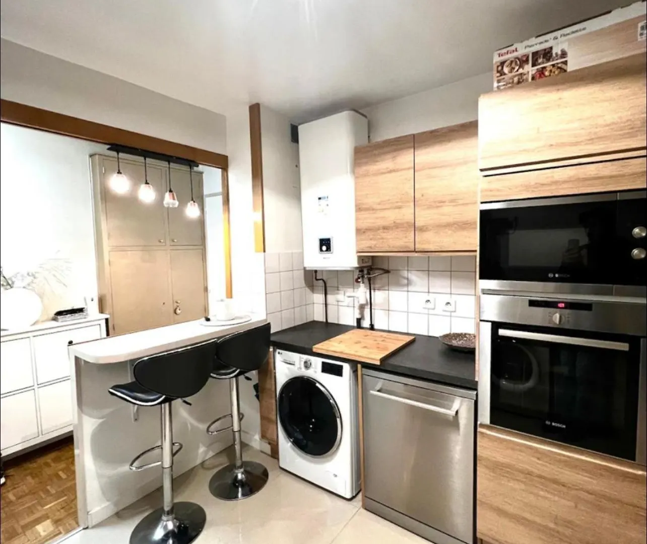 Modern 2 Bedroom Apartment Near Paris Metro, Giant Flat Screen Tv 85 Inches, Balcony, Free Parking Ivry-sur-Seine